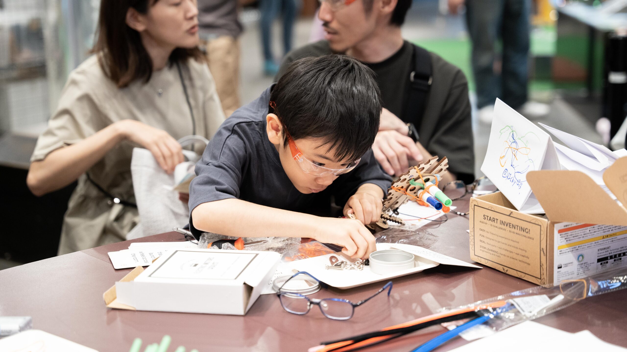 エンジニアの思考プロセスを採用 親子でものづくり体験】科学技術館に